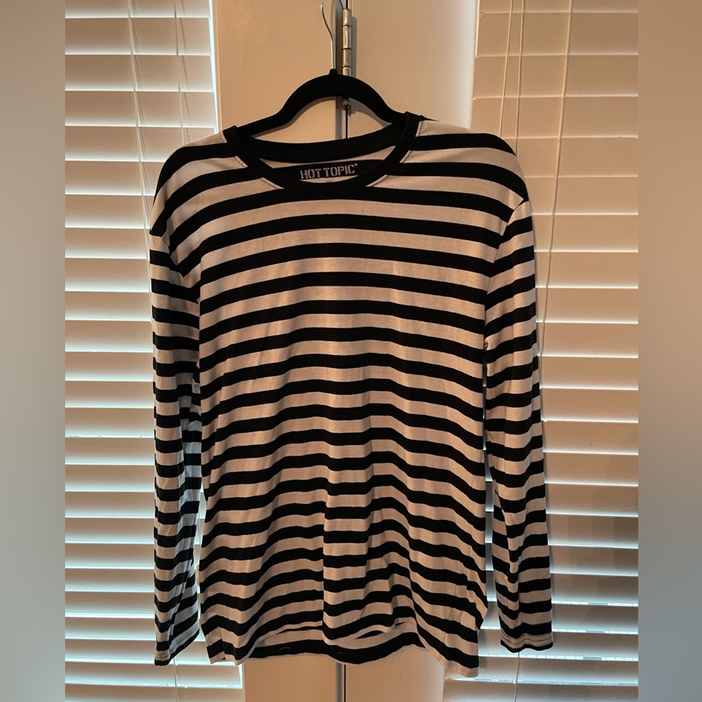 Striped Long-Sleeve Tshirt
